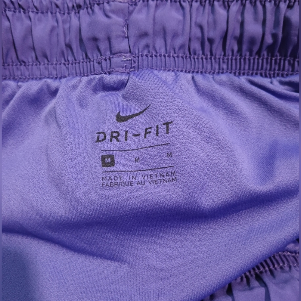 Nike Dri-Fit Purple Athletic Shorts (M) - Picture 3 of 4